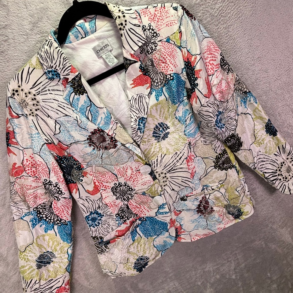 Chicos Womens Blazer Size 0 Multicolor Floral Silk Embroidered 2 Button Jacket